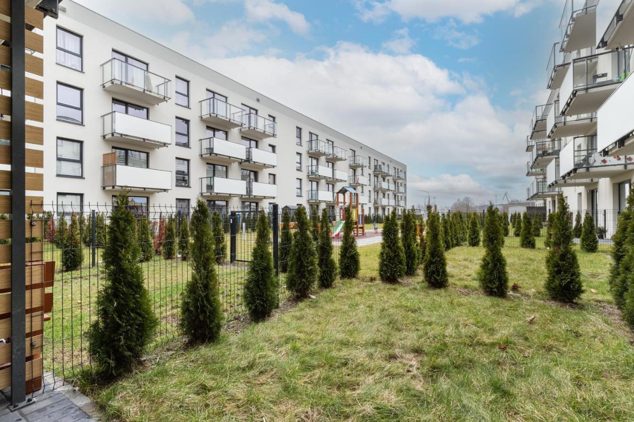 Gdynia Nasypowa Apartments With Parking By Noclegi Renters Bagian luar foto