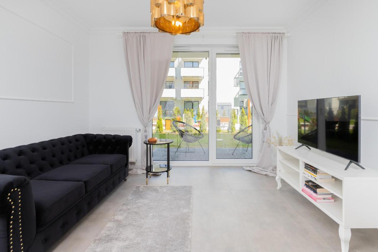 Gdynia Nasypowa Apartments With Parking By Noclegi Renters Bagian luar foto