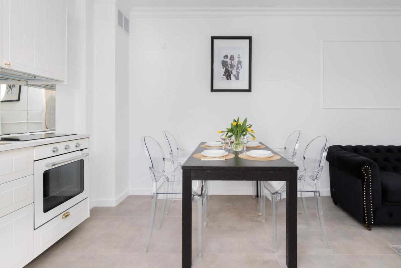 Gdynia Nasypowa Apartments With Parking By Noclegi Renters Bagian luar foto