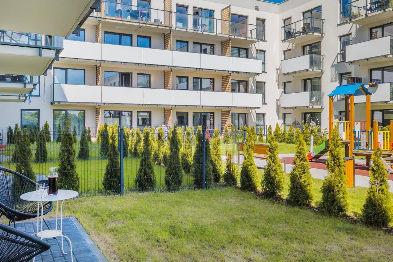 Gdynia Nasypowa Apartments With Parking By Noclegi Renters Bagian luar foto