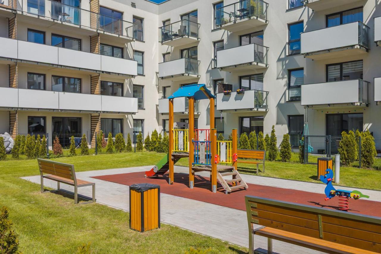 Gdynia Nasypowa Apartments With Parking By Noclegi Renters Bagian luar foto